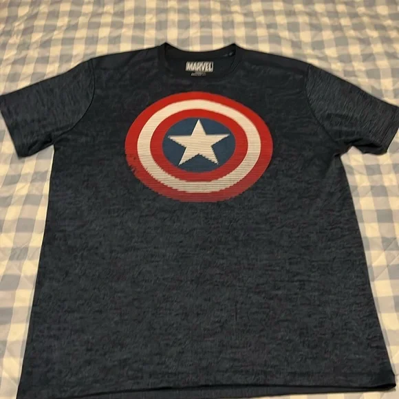 Marvel Captain America T-shirt - Picture 1 of 2